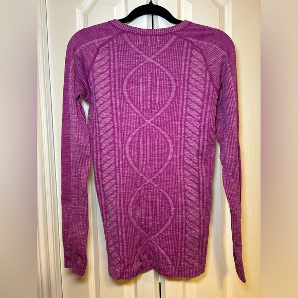 Lululemon - Casual Long Sleeve Rest Less Pullover in Heathered Ultra Violet - Picture 3 of 9